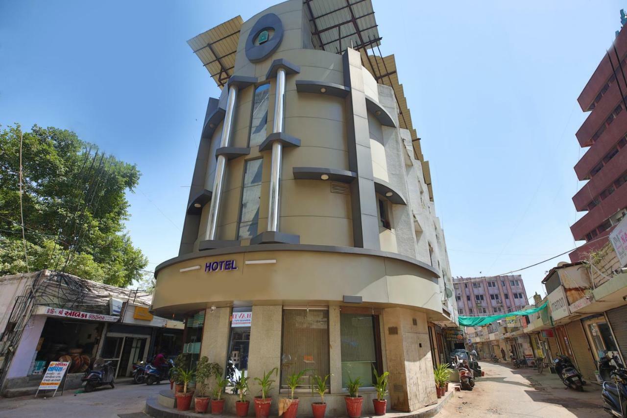 Oyo Flagship 19003 Hotel Rudra Mahal Ahmedabad Eksteriør bilde